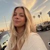 sarah_sells